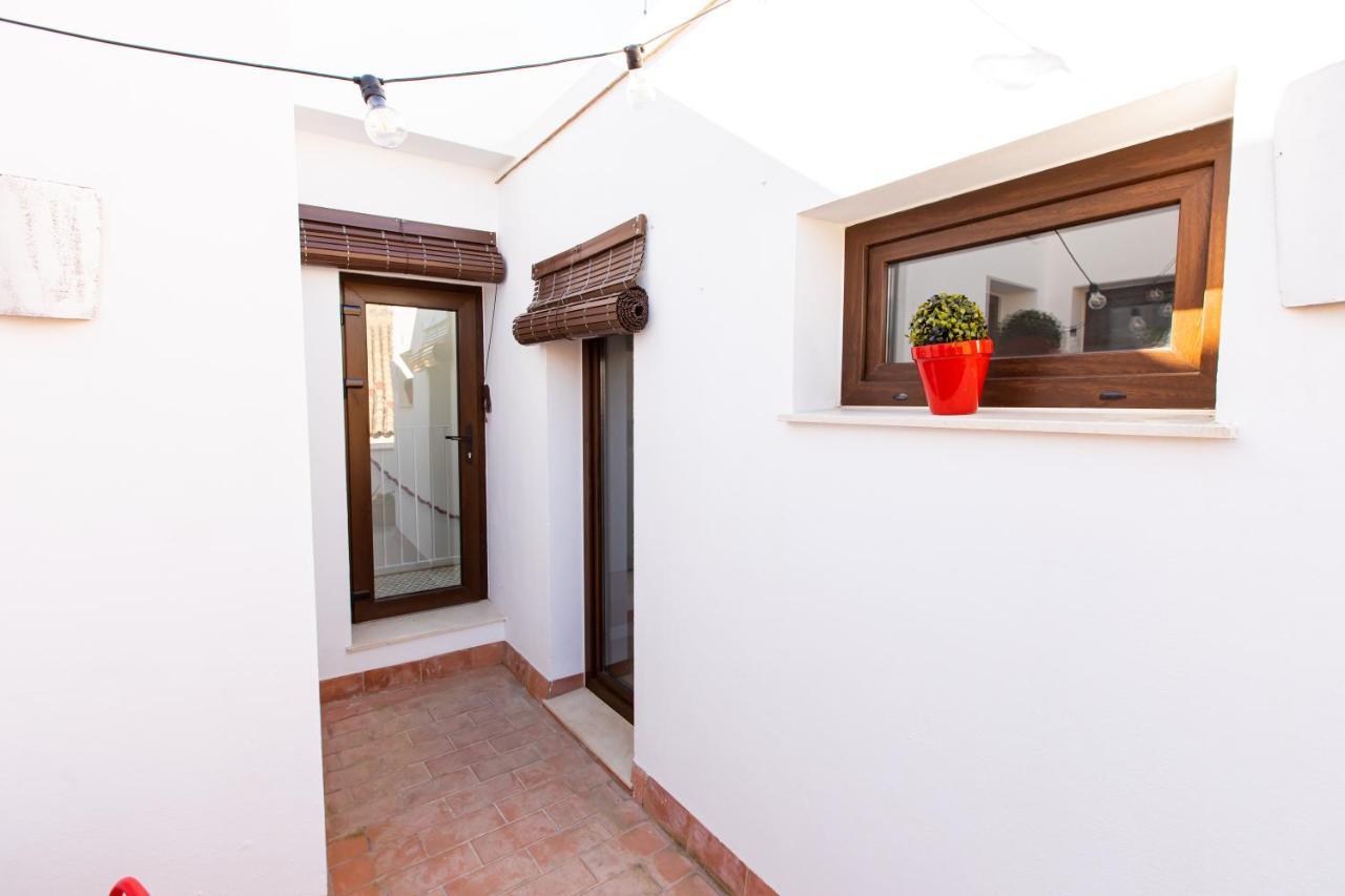 El Palomar Apartment Seville Exterior photo